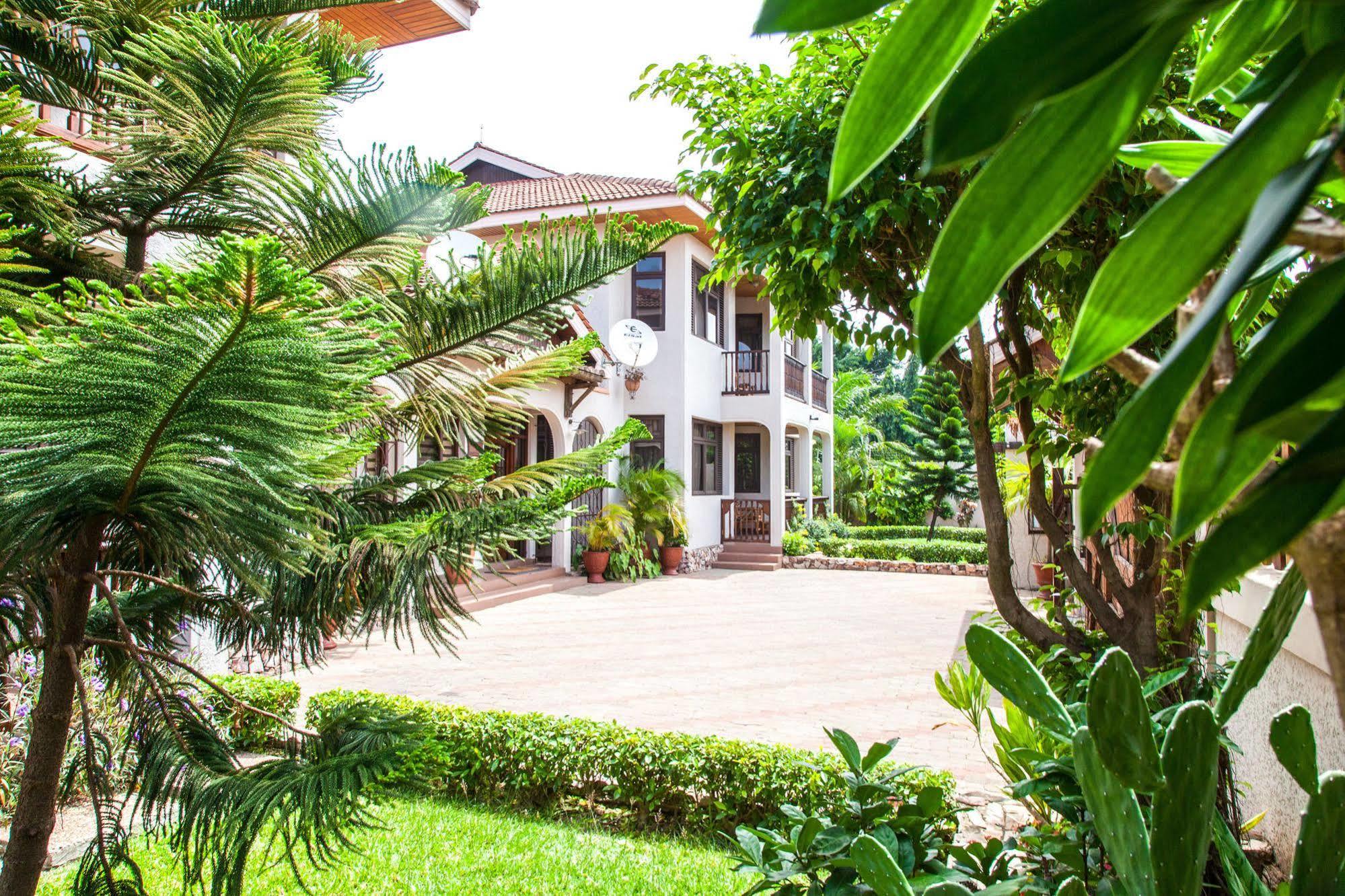 Mahogany Lodge, Cantonments Accra Exterior foto